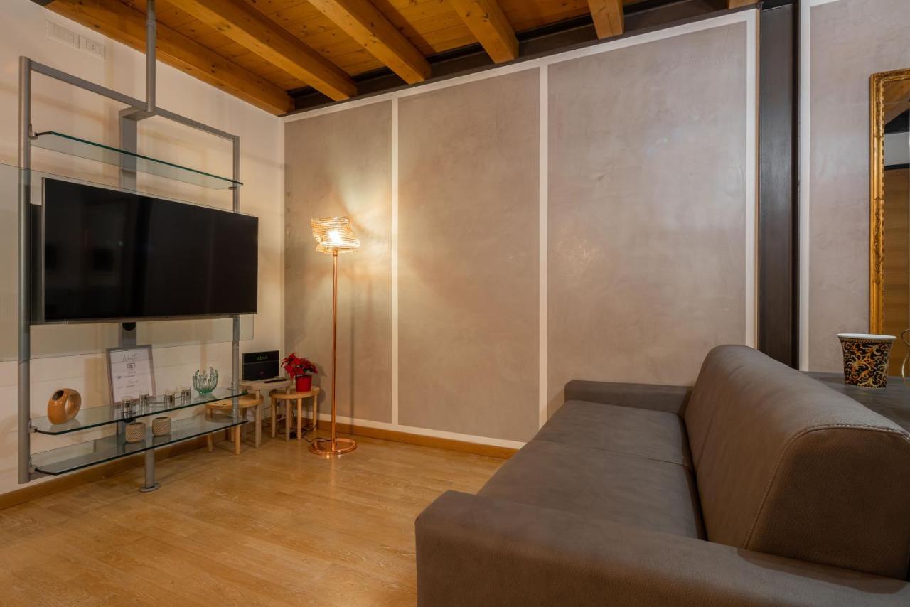 Venezia-Suite HemingwayA Pochi Passi Outlet Noventa di Piave Exterior foto