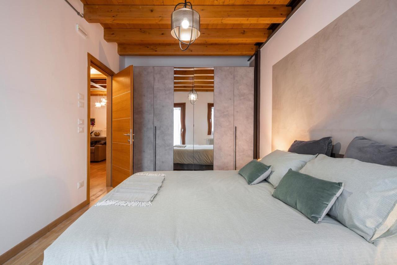 Venezia-Suite HemingwayA Pochi Passi Outlet Noventa di Piave Exterior foto
